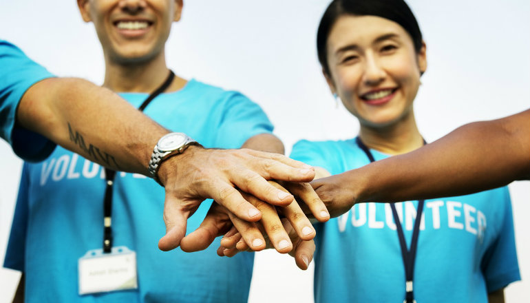How to Bridge Your Company's Generation Gap with Volunteerism